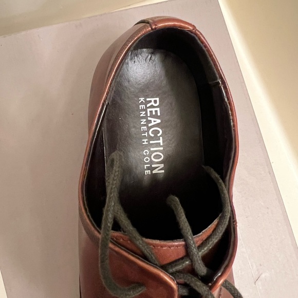 Mens Cognac Kenneth Cole reaction shoes size 9 - Picture 2 of 3